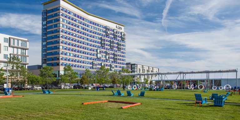 Aloft by Marriott Boston Seaport District